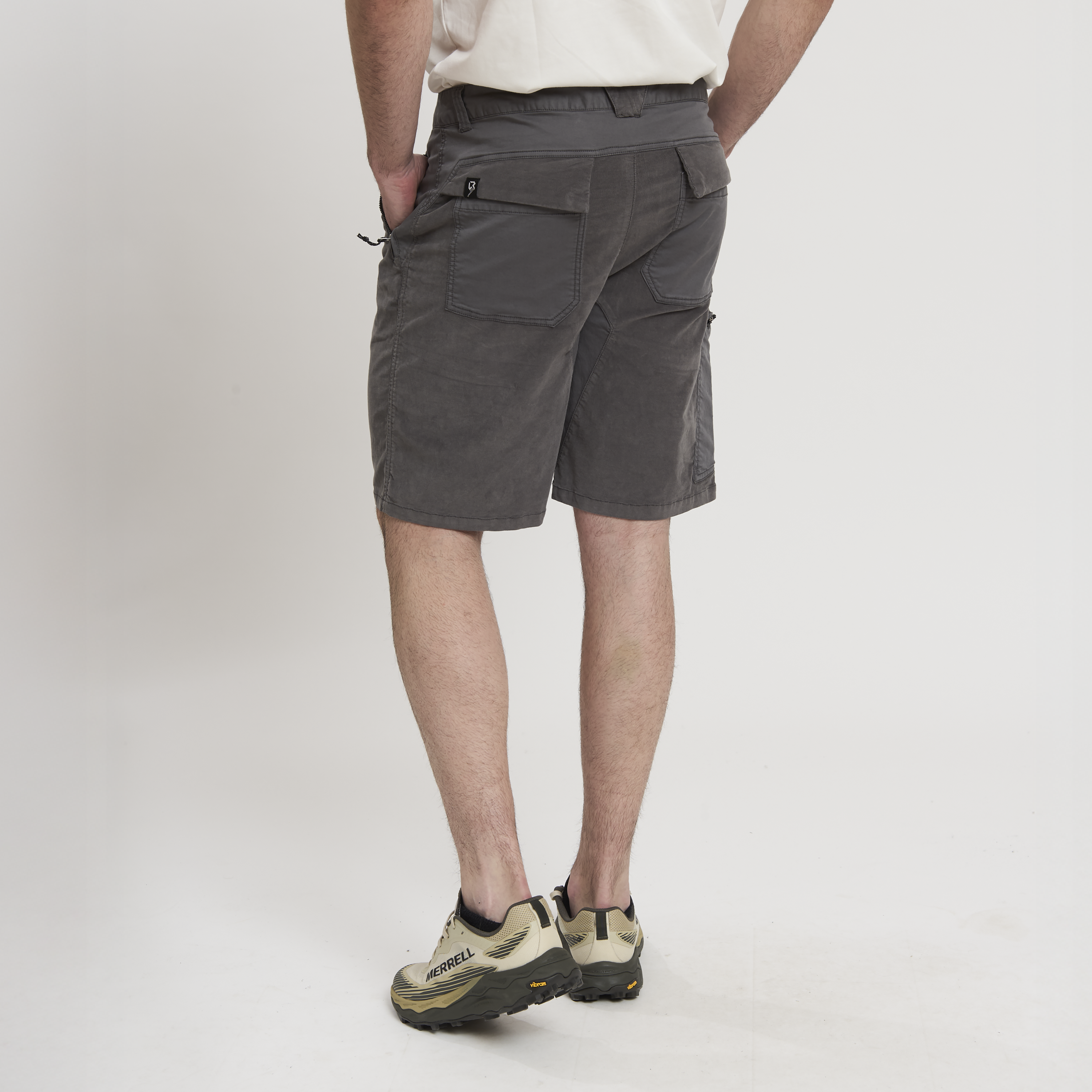 Pantaloni corti uomo SOLITUDINE