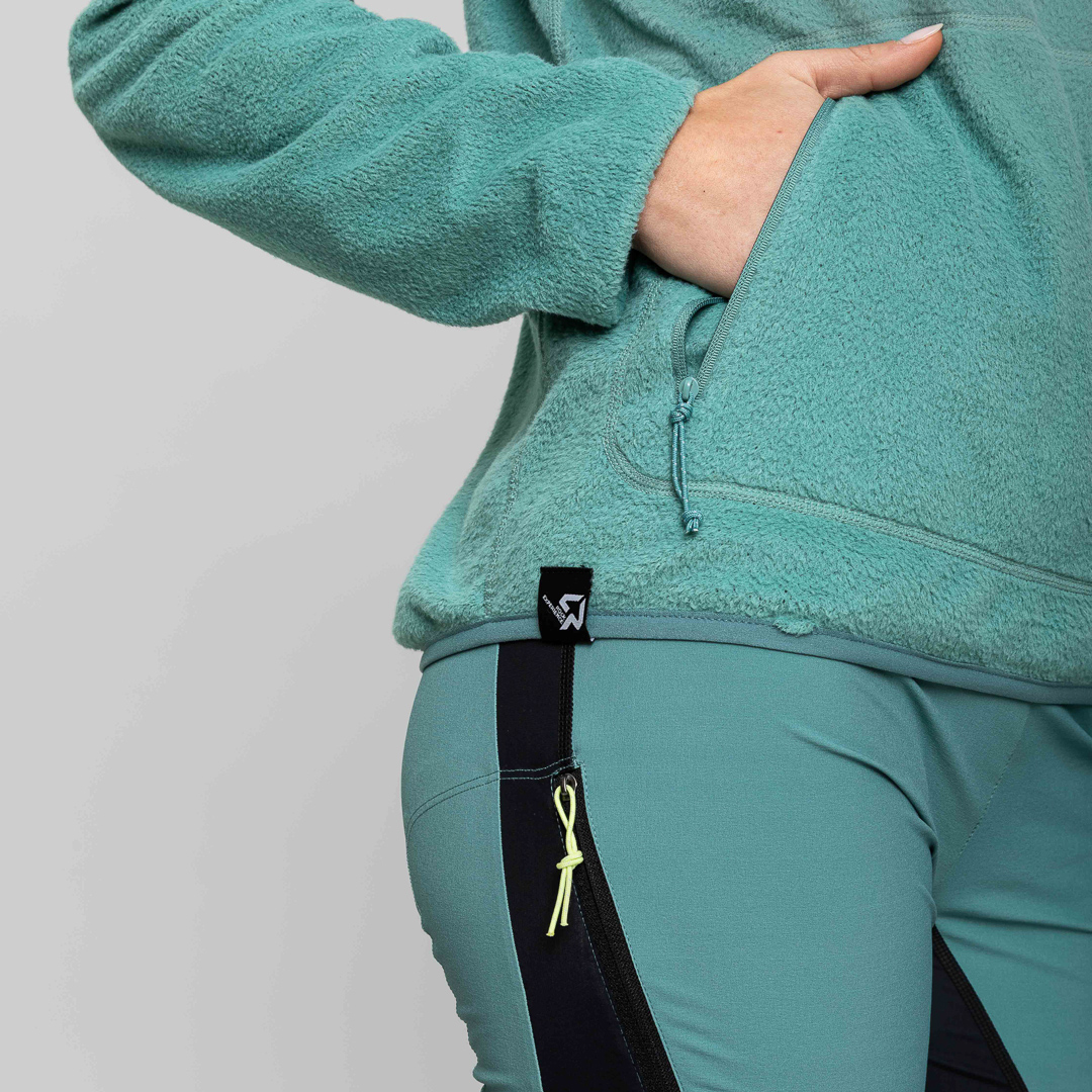 BASKERVILLE WOMAN FLEECE