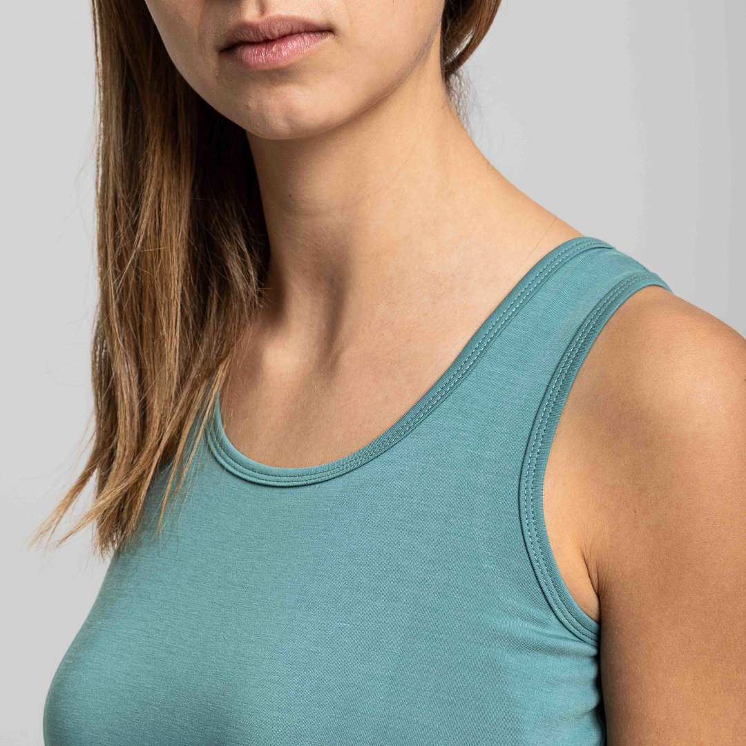 ECHO WALL WOMAN TANK