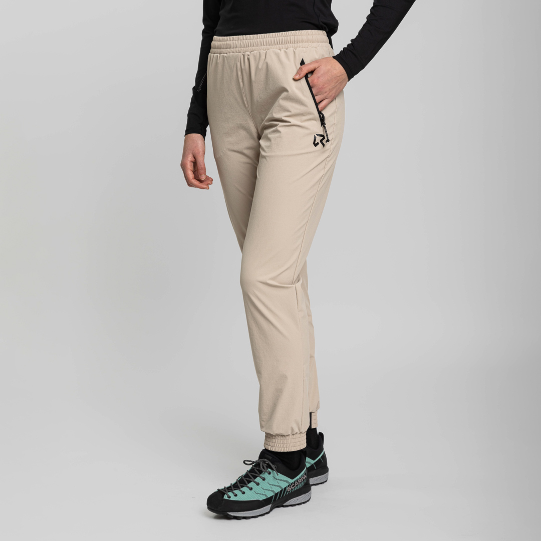 RED DRAGON WOMAN PANT